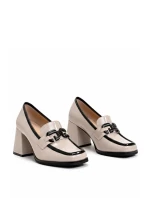 Lodičky na podpatku model 224588 Solea Lodičky na podpatku model 224588 Solea