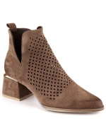 Semišové boty na podpatku W model 21996771 hnědé - Potocki Semišové boty na podpatku W model 21996771 hnědé - Potocki