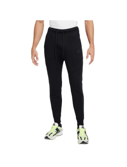 Kalhoty Nike Techfit Fleece Jogger M HV0959-010 Kalhoty Nike Techfit Fleece Jogger M HV0959-010