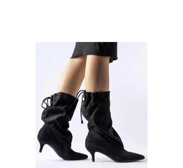 Boty na podpatku model 206501 Solea Boty na podpatku model 206501 Solea