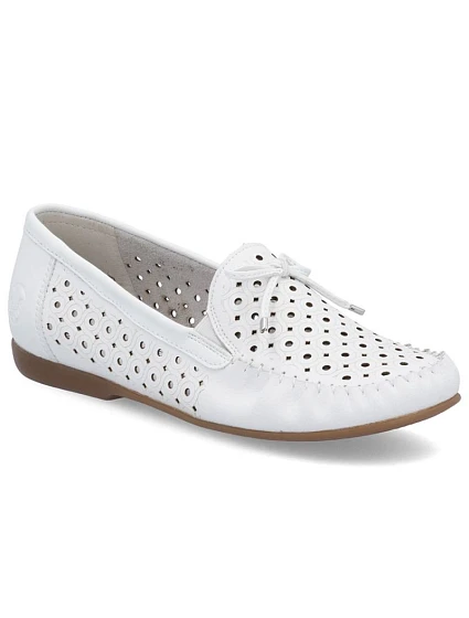 Dámské kožené prolamované mokasíny model 22063273 lehké pohodlné bílé barvy - Rieker