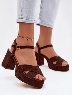 Sandály na podpatku  model 225632 Step in style