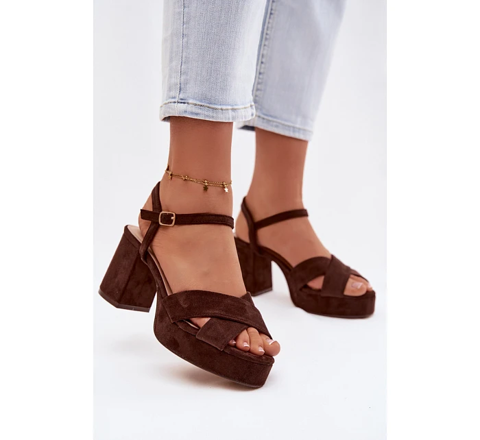 Sandály na podpatku  model 225632 Step in style