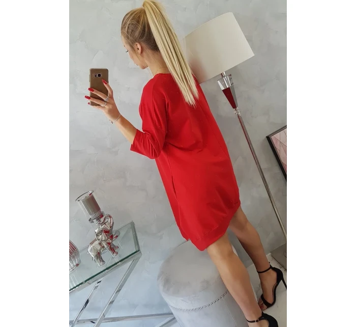 Šaty s potiskem a rozšířenou spodní částí červené Šaty s potiskem a rozšířenou spodní částí červené