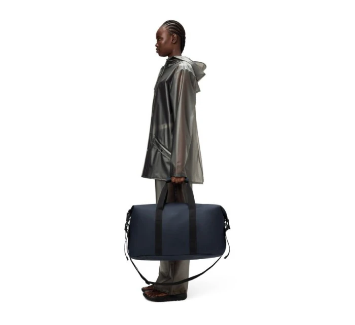 Cestovní taška Rains 27x52x26 cm 37 L RAINS HILO WEEKEND BAG W3 14200 47 NAVY Cestovní taška Rains 27x52x26 cm 37 L RAINS HILO WEEKEND BAG W3 14200 47 NAVY