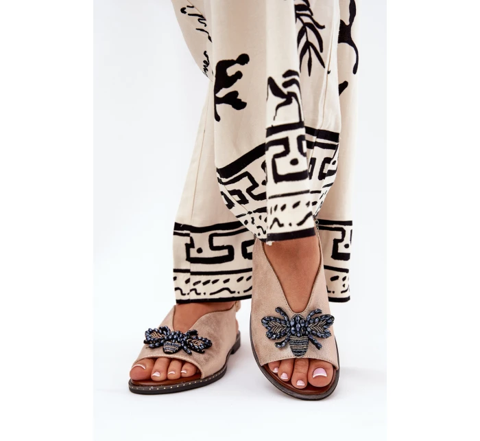 Lesklé dámské sandály s ozdobou ploché růžové zlato Russona Lesklé dámské sandály s ozdobou ploché růžové zlato Russona