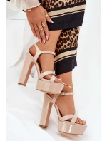 Dámské sandály na vysokém podpatku a platformě lakované béžové model 21688893 - Boto