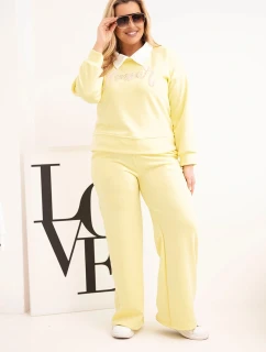 Komplet dámský model 21924588 Plus Size se širokými nohavicemi a límečkem žlutý - K-Fashion