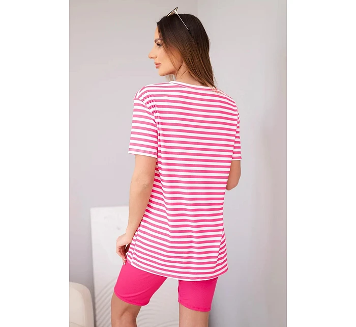 Dámský viskózový pruhovaný komplet s krátkým rukávem a šortkami fuchsiová Dámský viskózový pruhovaný komplet s krátkým rukávem a šortkami fuchsiová