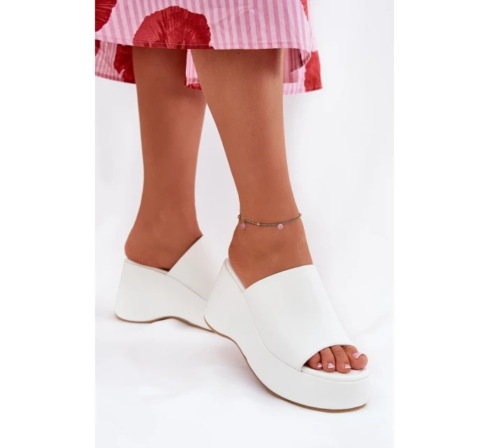Eko Kožené Pantofle Dámské Na Platformě A Klínu Bílé model 21688543 - Boto