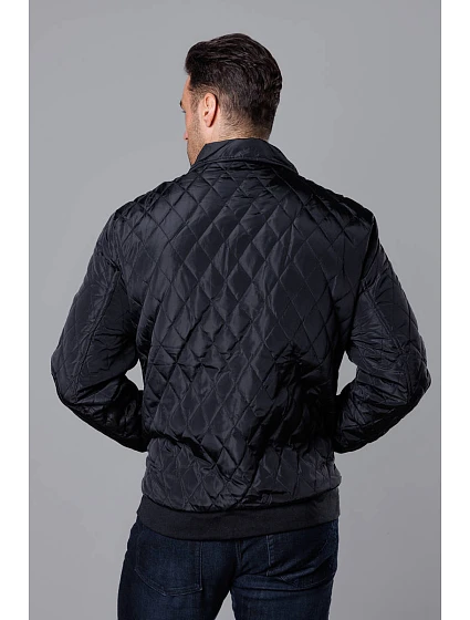 Černá pánská prošívaná bunda s límcem model 18344894 - J.STYLE Černá pánská prošívaná bunda s límcem model 18344894 - J.STYLE