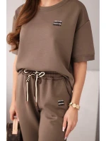 Dámský kompletní viskózový krém s krátkým rukávem a kalhotami s ohrnutým lemem mocca