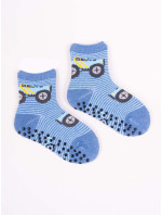 Yoclub Chlapecké bavlněné ponožky proti uklouznutí s ABS vzorem Barvy 3-pack SKA-0109C-AA3A-004 Vícebarevné