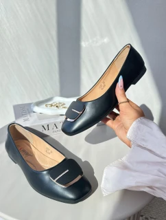 Dámské z ekokože s ozdobou Černé model 21666302 - Boto