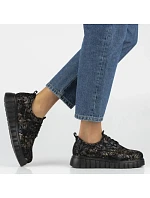 Kožené boty na platformě v květinové černé barvě DP6846 Filippo