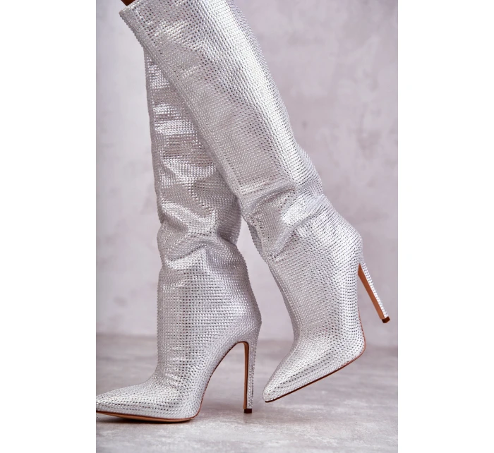 Módní kozačky na vysokém podpatku s kubickými zirkony stříbrne model 21597033 - Boto