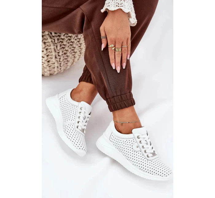 Dámské kožené sportovní boty na platformě Vinceza – bílé Dámské kožené sportovní boty na platformě Vinceza – bílé