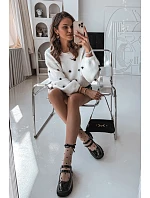 Lakované dámské polobotky na podpatku s pásky model 22039927 - Boto Lakované dámské polobotky na podpatku s pásky model 22039927 - Boto