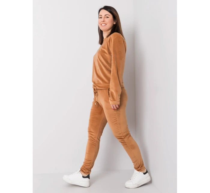 Souprava RV KMPL 6085.05 velbloud