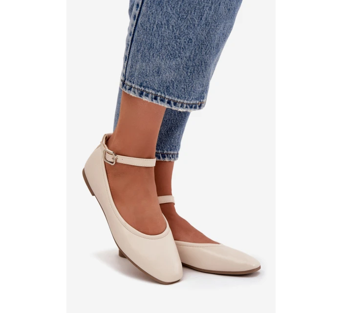 Dámské baleríny s páskem a sponou béžové model 21747629 - Boto