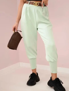 Kalhoty s páskem a kapsami z máslové látky tmavá máta