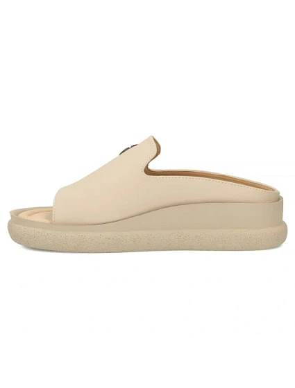 Dámské kožené žabky na platformě béžové model 22158377 - FILIPPO