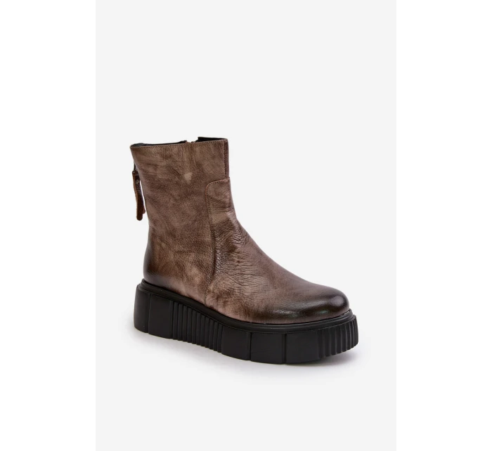 model 21669391 Dámské Kožené Kotníkové Boty Na Platformě Tmavě Béžové - Zazoo model 21669391 Dámské Kožené Kotníkové Boty Na Platformě Tmavě Béžové - Zazoo