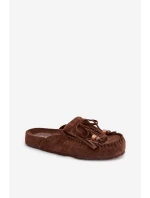 Dámské nazouváky s třásněmi a korálky Čokoládové model 21919153 - Boto Dámské nazouváky s třásněmi a korálky Čokoládové model 21919153 - Boto