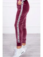 Velurová souprava s nápisem Queen tmavě růžová Velurová souprava s nápisem Queen tmavě růžová