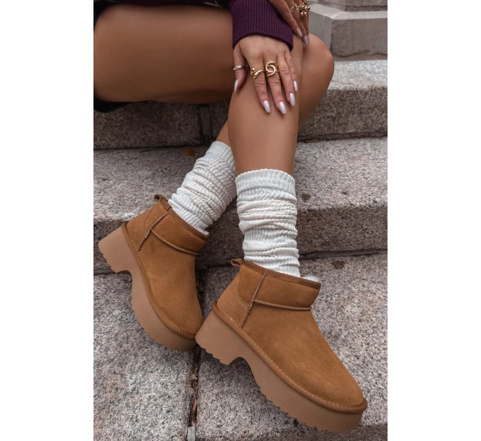 Sněhule z přírodního s podšívkou Camel model 21714776 - Boto Sněhule z přírodního s podšívkou Camel model 21714776 - Boto