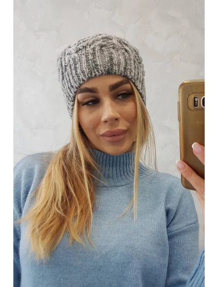 Fleecová čepice světle model 18751339 - K-Fashion Fleecová čepice světle model 18751339 - K-Fashion