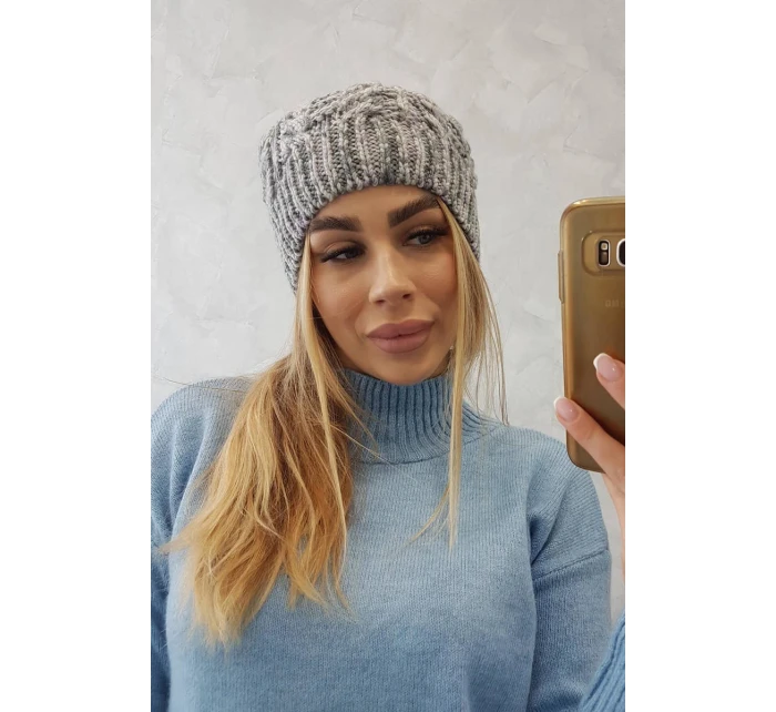 Fleecová čepice světle model 18751339 - K-Fashion Fleecová čepice světle model 18751339 - K-Fashion