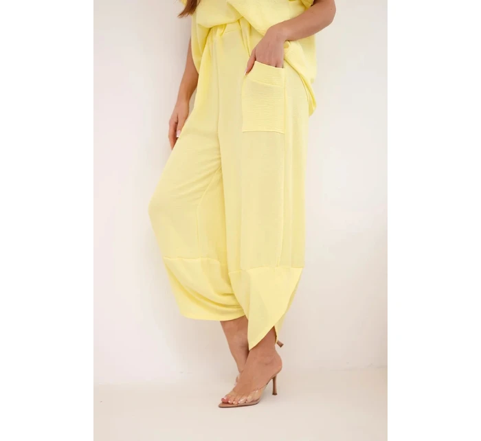 Komplet z viskózy model 22018674 + kalhoty žlutý - K-Fashion