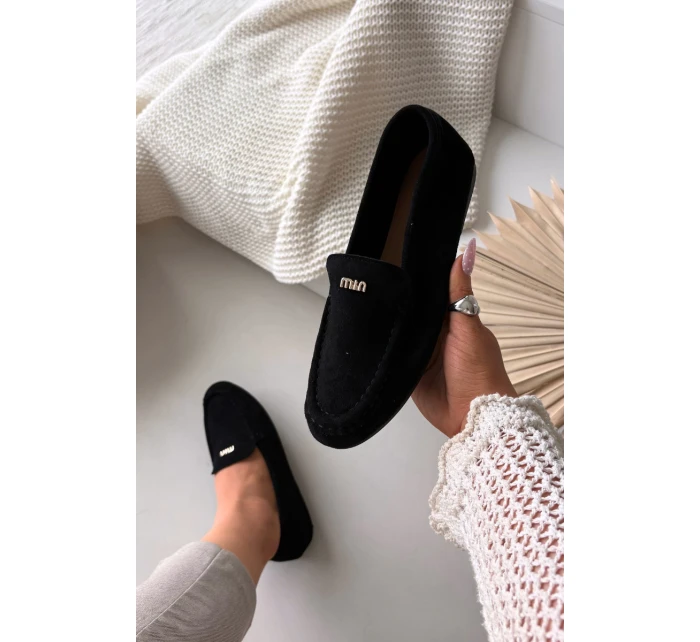 Dámské mokasíny s malým zlatým detailem černé Sarivelle