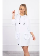 Šaty s kapucí bílé Šaty s kapucí bílé