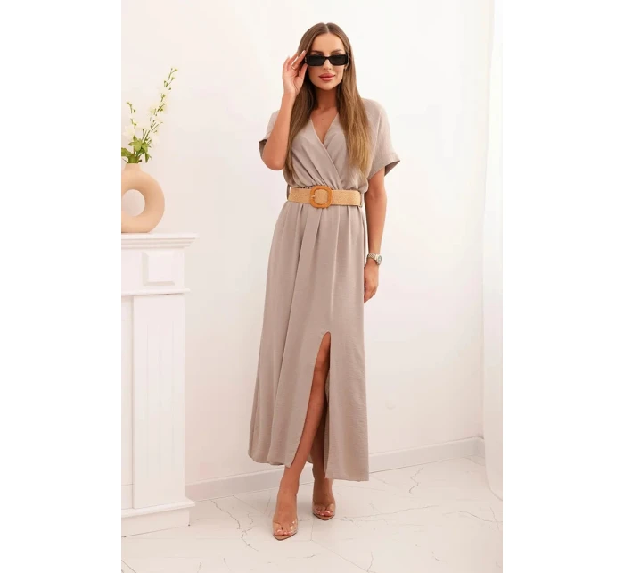 Dlouhá šaty s ozdobným páskem fango