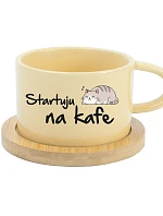 STARTUJU NA KAFE - žlutý hrníček makronka 200 ml