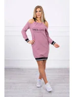 Tres Chic tmavě růžové šaty