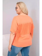 Dámská bavlněná halenka s výstřihem do V a třásněmi na zádech lososová