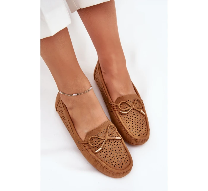 Dámské mokasíny s perforovaným vzorem a šněrováním Mirisa – camel