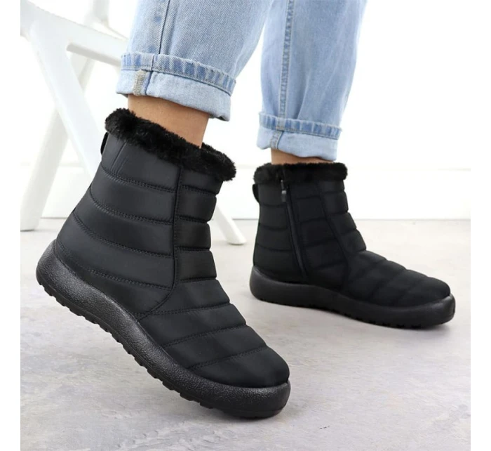 Dámské ploché zateplené sněhule černé model 21906469 - Potocki Dámské ploché zateplené sněhule černé model 21906469 - Potocki