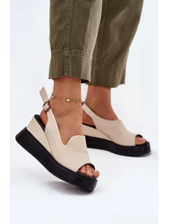 Kožené dámské sandály na klínu model 21697572 béžové - Artiker