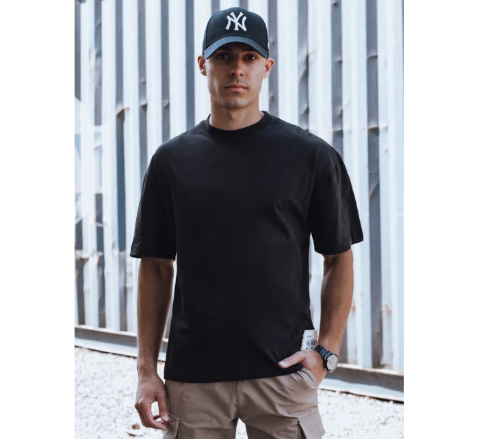 Pánské černé tričko Dstreet model 21975518 - FashionStreet Pánské černé tričko Dstreet model 21975518 - FashionStreet