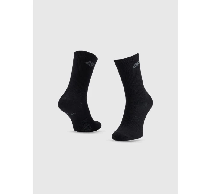 Chlapecké kotníkové ponožky model 21437554 - 4F Chlapecké kotníkové ponožky model 21437554 - 4F