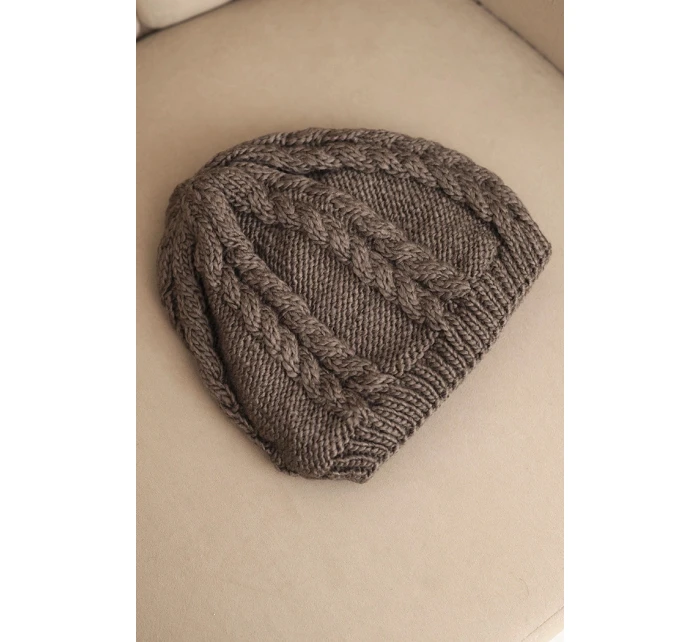 Dámská zimní čepice z vlny s copánkovým vzorem model 21750380 mocca - K-Fashion