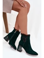 Dámské zateplené kotníkové boty z přírodního semiše D&A - lahvově zelená Dámské zateplené kotníkové boty z přírodního semiše D&A - lahvově zelená