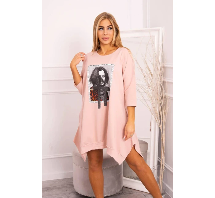 Šaty s potiskem a rozšířeným spodním dílem tmavě pudrově růžové