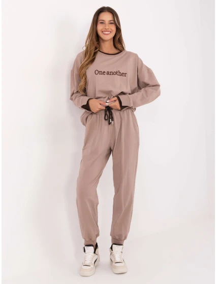 Sada RV KMPL A883.68 tmavě lila