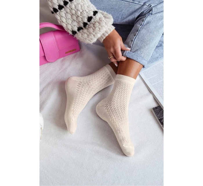 Dámské ażurowé ponožky – ecru Dámské ażurowé ponožky – ecru