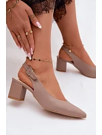 Dámské sandály s  na podpatku  Taupe model 22221087 - Zazoo
